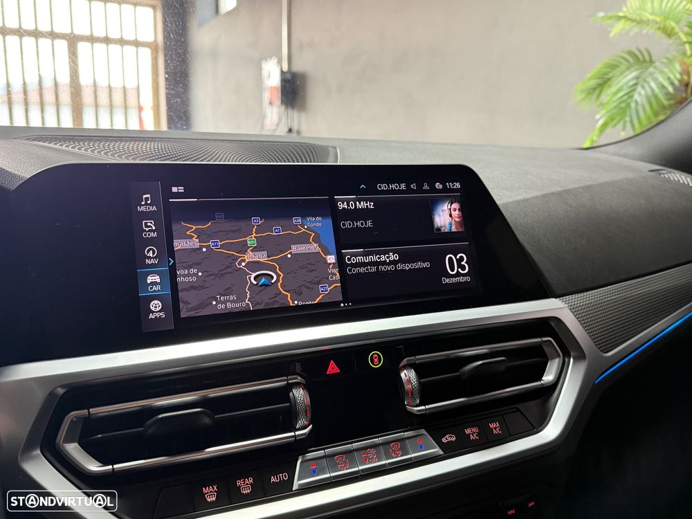 BMW 330 e Pack Desportivo M Auto - 5