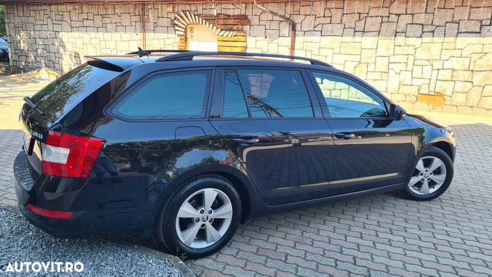 Skoda Octavia 2.0 TDI ELEGANCE - 24