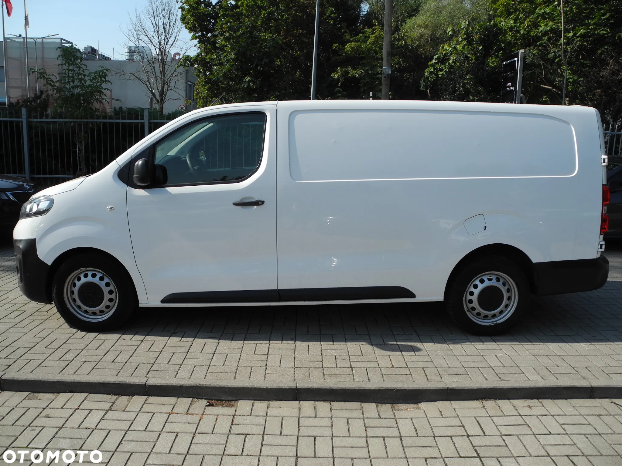 Opel Vivaro - 2