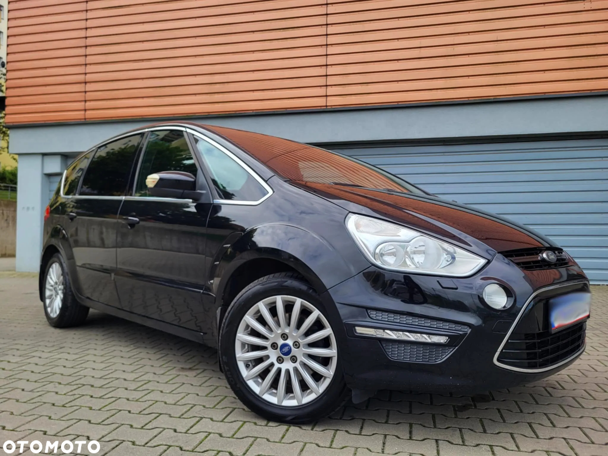 Ford S-Max 2.0 TDCi DPF Titanium - 3