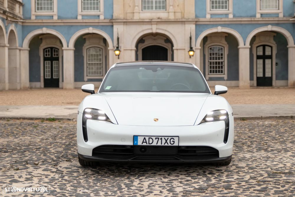 Porsche Taycan 4S Bateria Performance Plus - 9