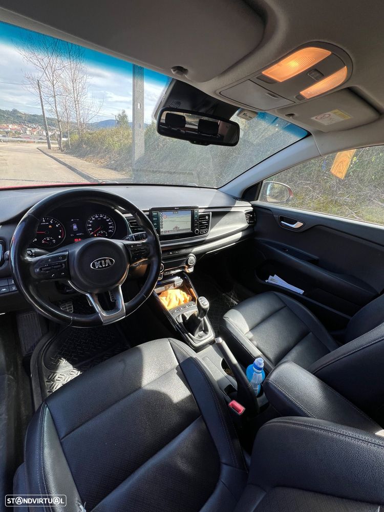 Kia Rio - 11