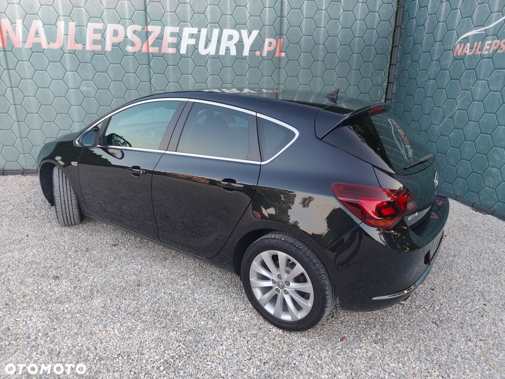 Opel Astra 1.4 Turbo Exklusiv - 8