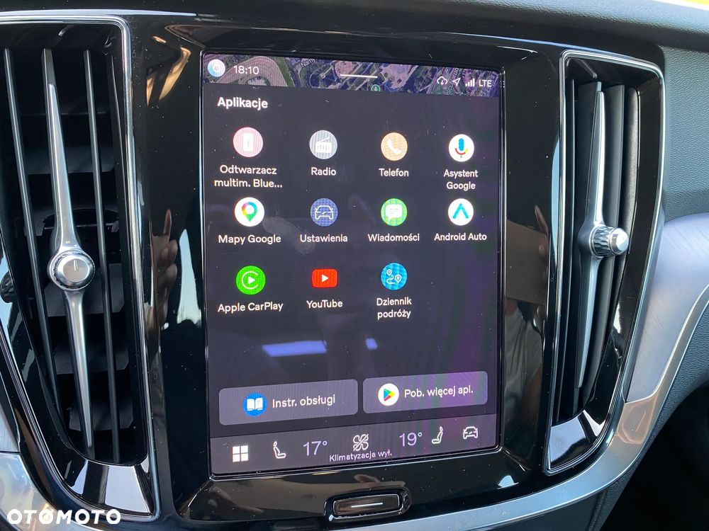 Volvo V60 B4 D Momentum Core - 29