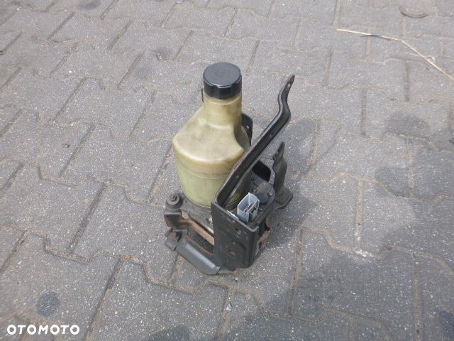 ELEKTRYCZNA POMPA WSPOMAGANIA VOLVO V50 - 7
