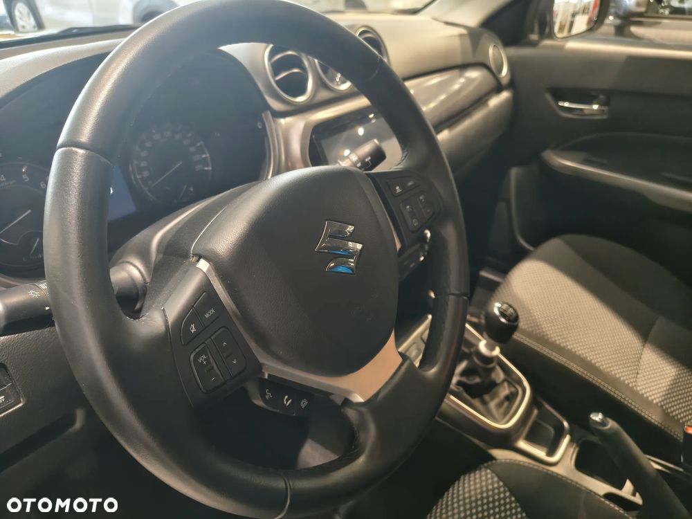 Suzuki Vitara 1.4 Boosterjet mHEV Premium Plus 2WD - 10