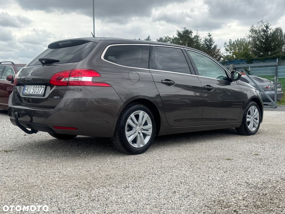 Peugeot 308 BlueHDi 120 Stop & Start Business-Line - 11