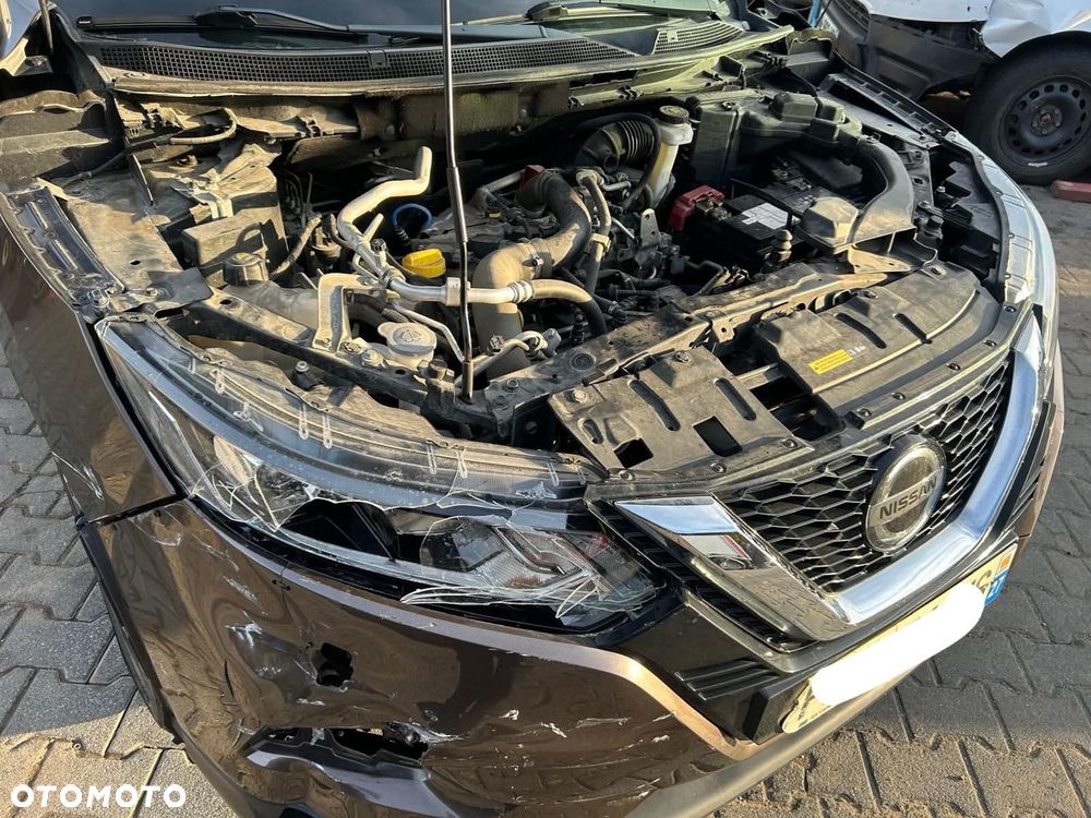 Nissan Qashqai - 12
