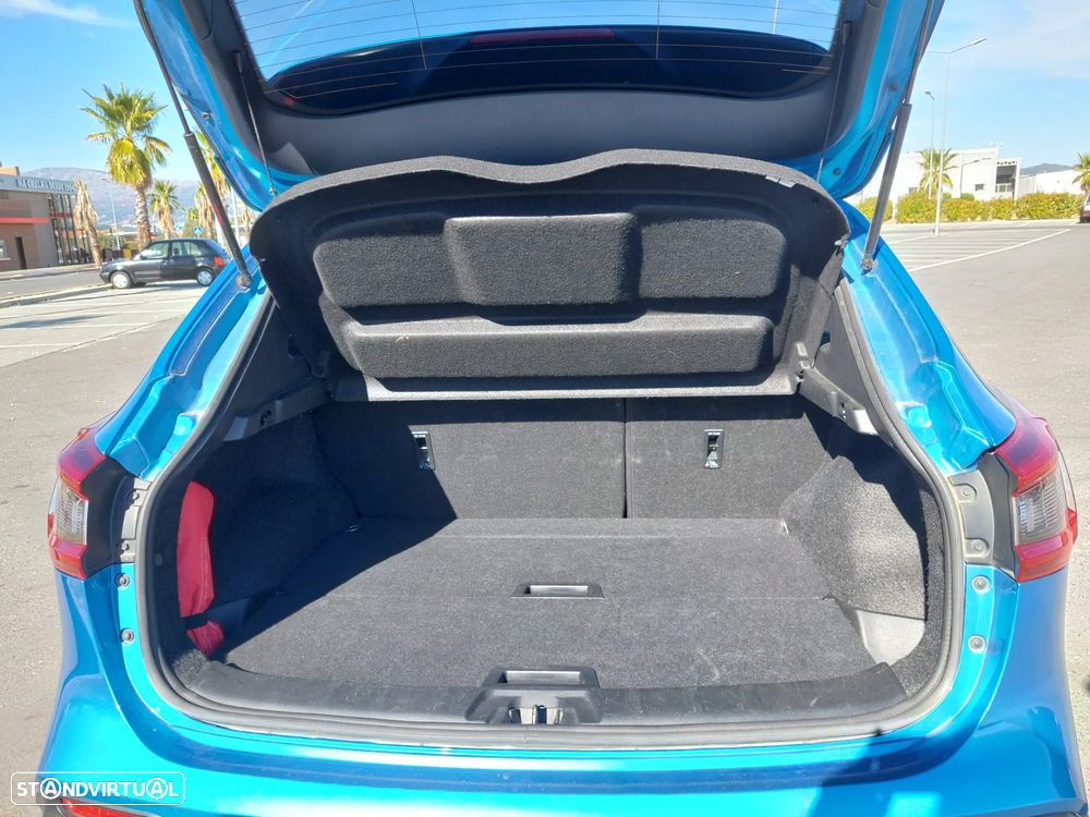 Nissan Qashqai 1.5 dCi Tekna - 11