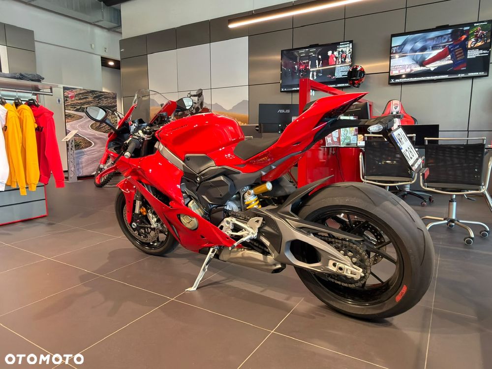 Ducati Panigale V4 - 11
