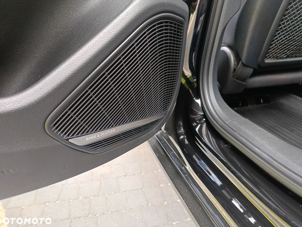 Audi A4 Limousine - 9