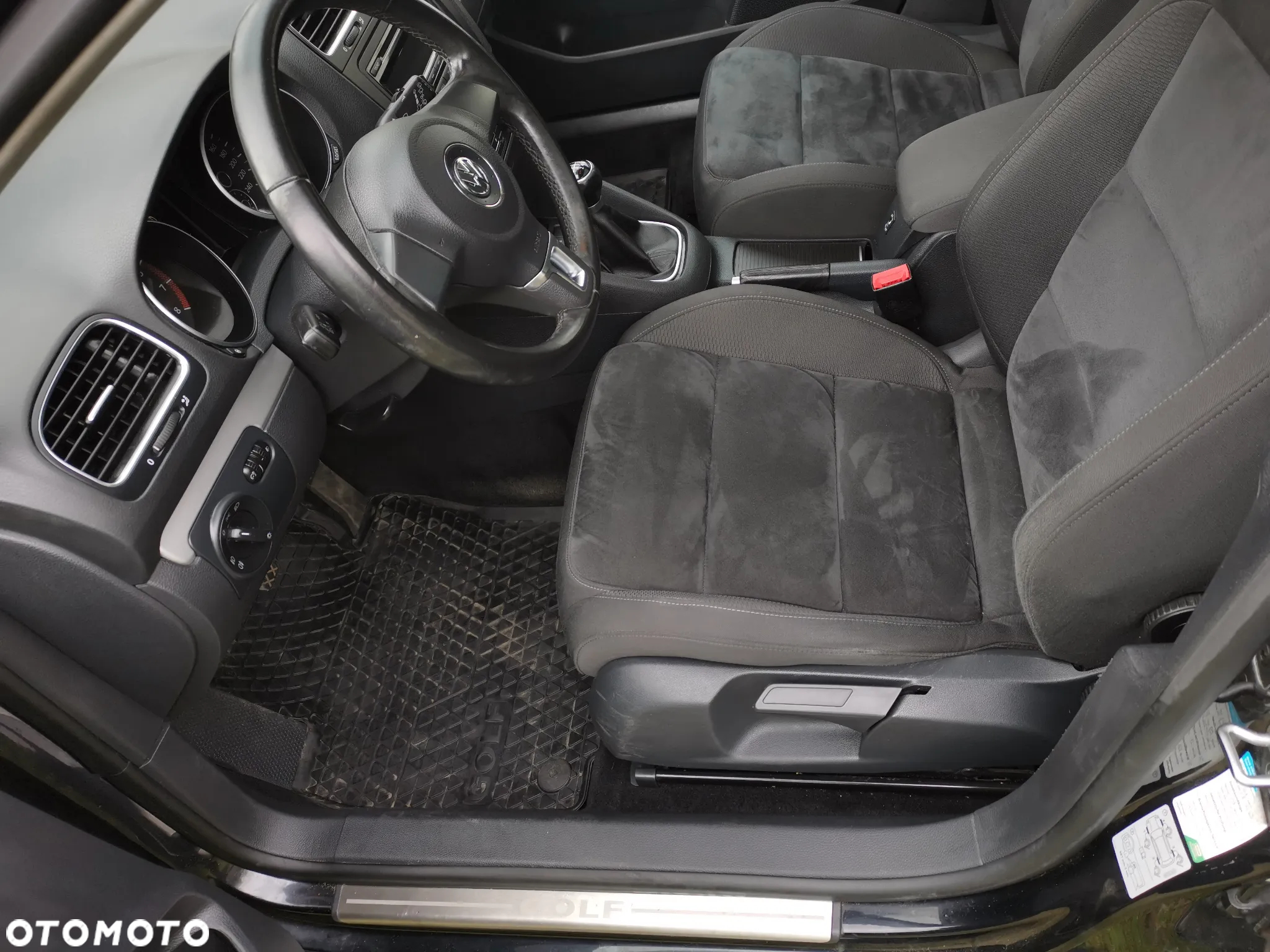Volkswagen Golf 1.4 TSI Highline - 17