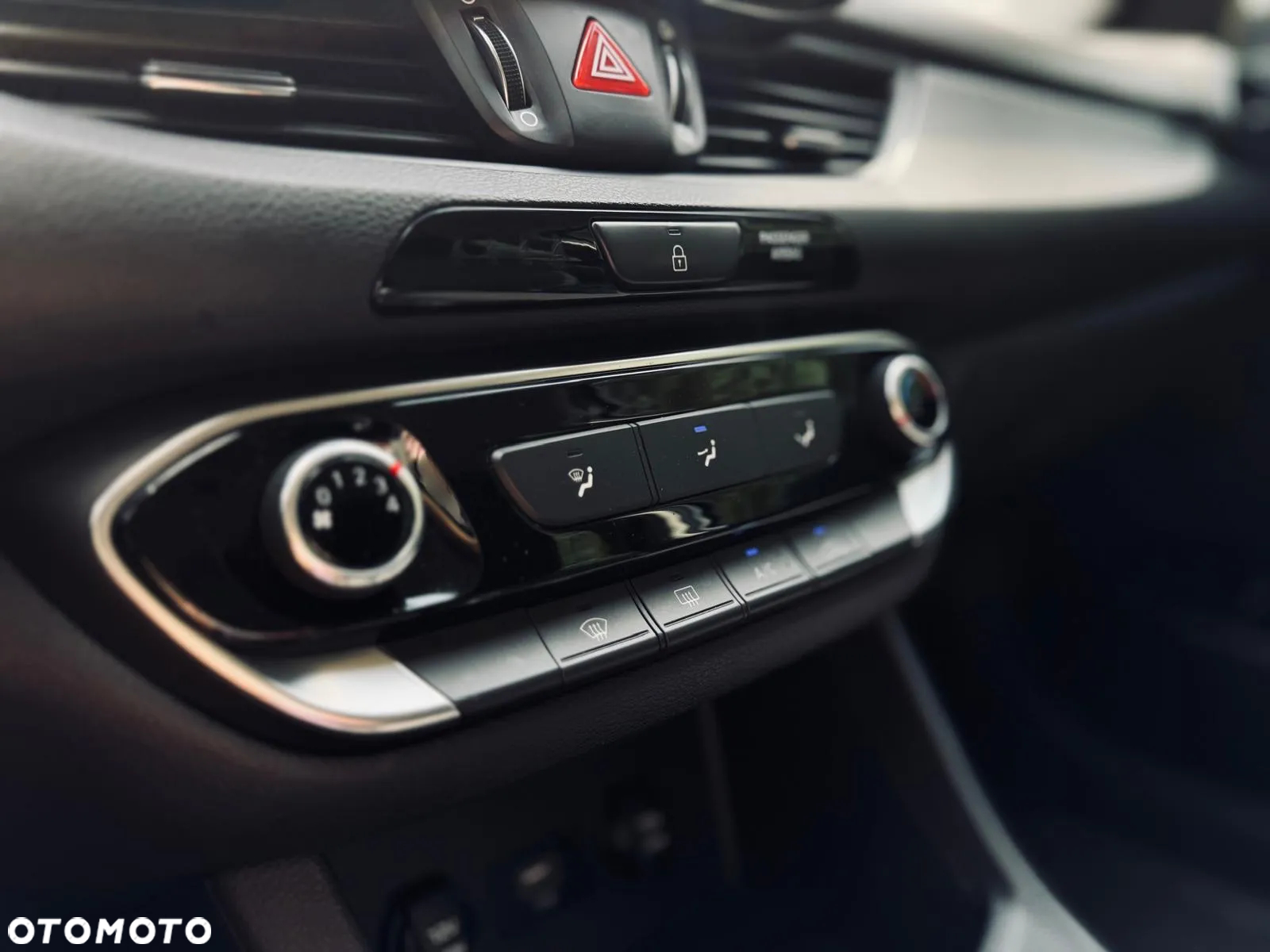 Hyundai i30 1.6 D Comfort - 31