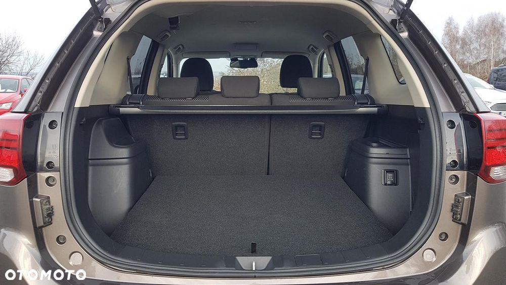 Mitsubishi Outlander 2.0 2WD CVT Spirit - 12