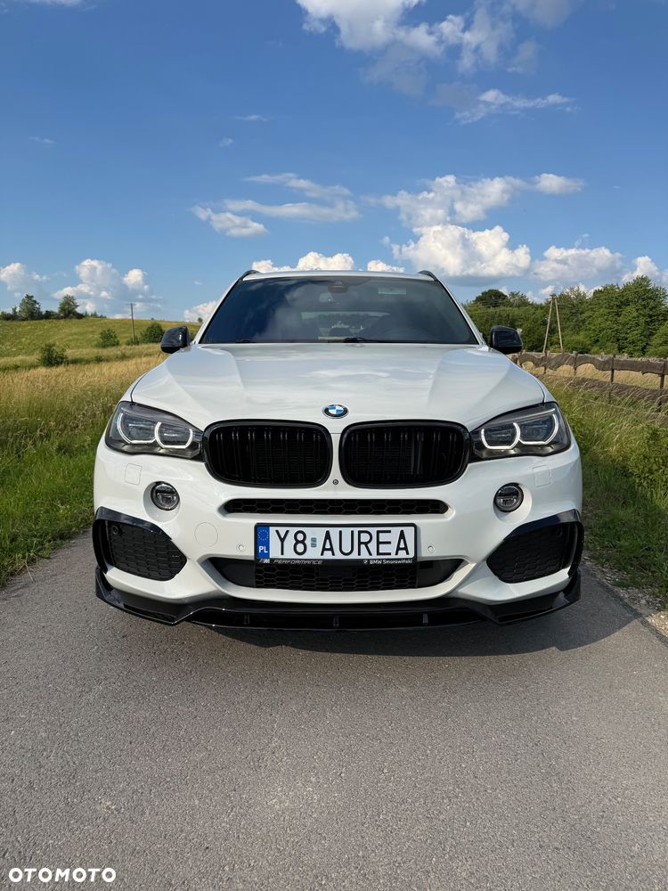 BMW X5 xDrive50i - 7