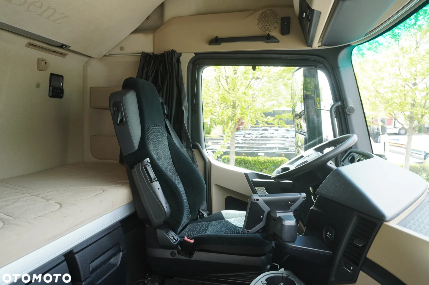 Mercedes-Benz Actros 2542 / NOWA laweta / 3. oś skrętna - 29