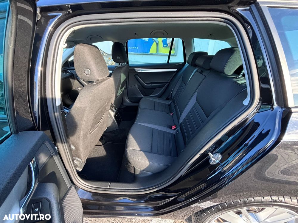 Skoda Octavia 2.0 TDI DSG Selection - 13