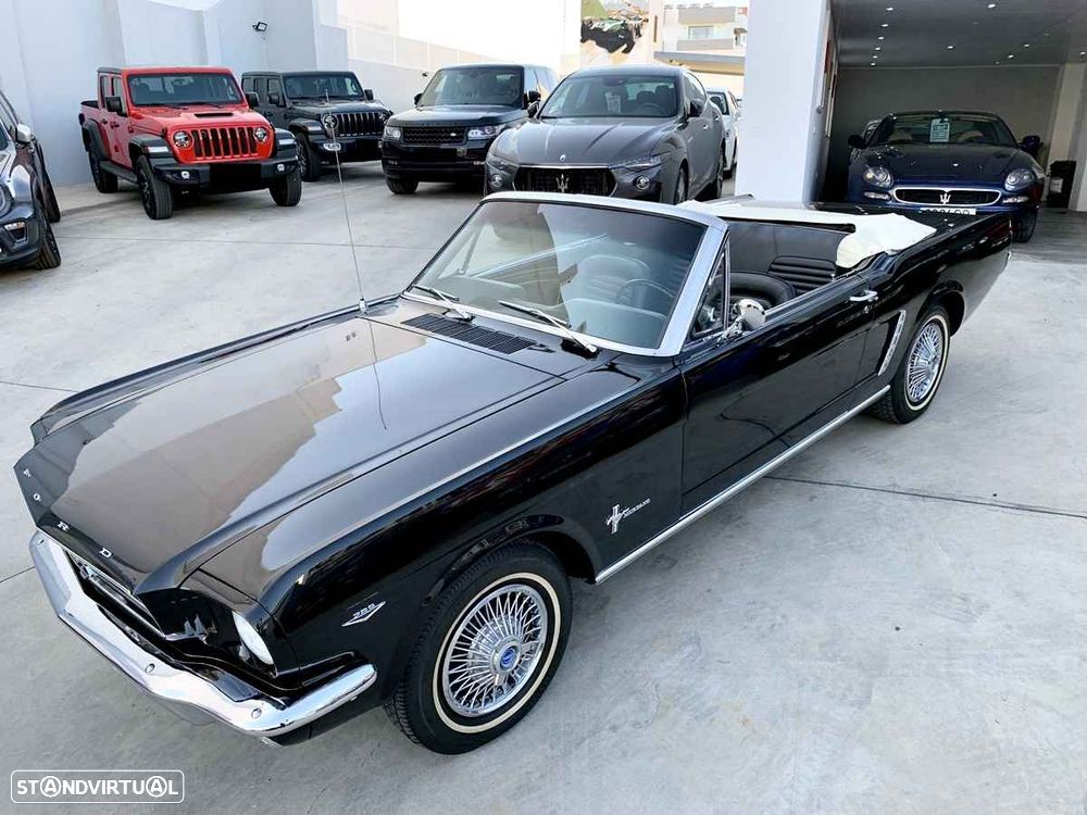 Ford Mustang - 48