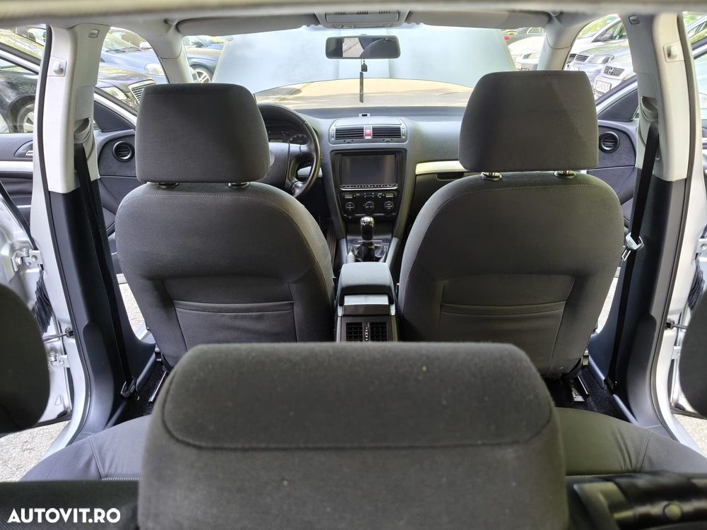 Skoda Octavia 1.6 MPI Classic - 22
