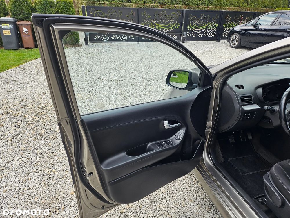 Kia Picanto 1.0 Dream-Team Edition - 18