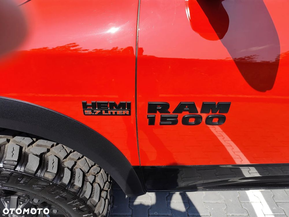 Dodge RAM 1500 5.7 4x4 - 5