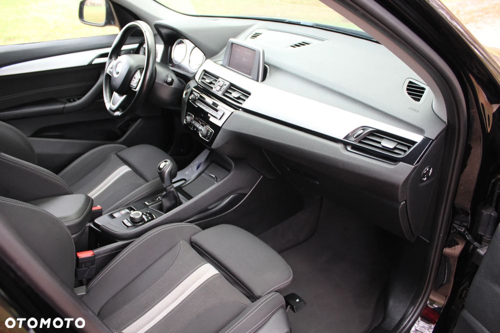 BMW X1 sDrive18d Advantage - 23