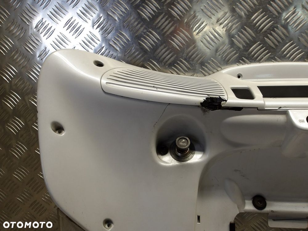 Czasza owiewka przód tylna YAMAHA XVZ 1300 ROYAL STAR VENTURE 99-13r   PN. 4XY-28350-00 - 3