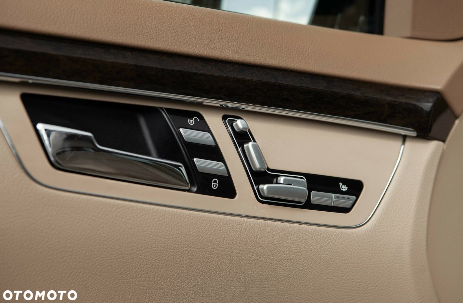 Mercedes-Benz Klasa S 350 BlueTec L 4-Matic - 17