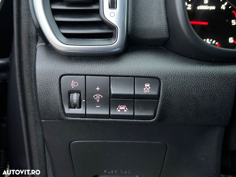 Kia Sportage 2.0 CRDI 2WD Attract - 23