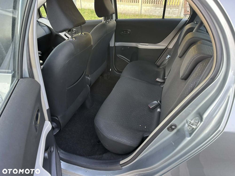 Toyota Yaris 1.33 Life - 18