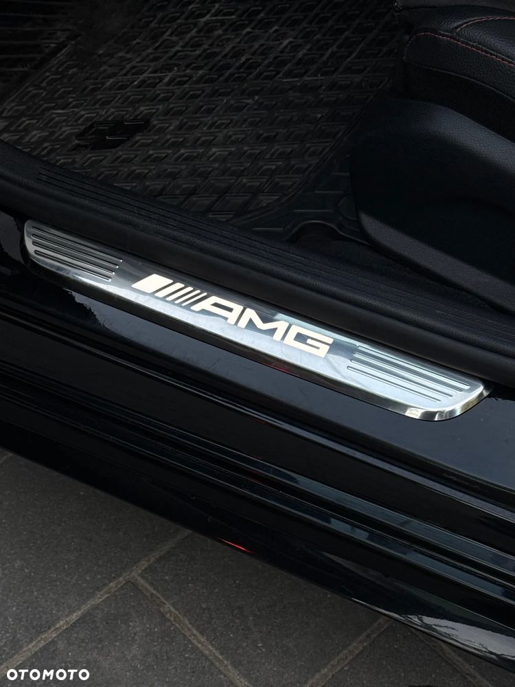 Mercedes-Benz Klasa C AMG 43 4Matic 9G-TRONIC - 13