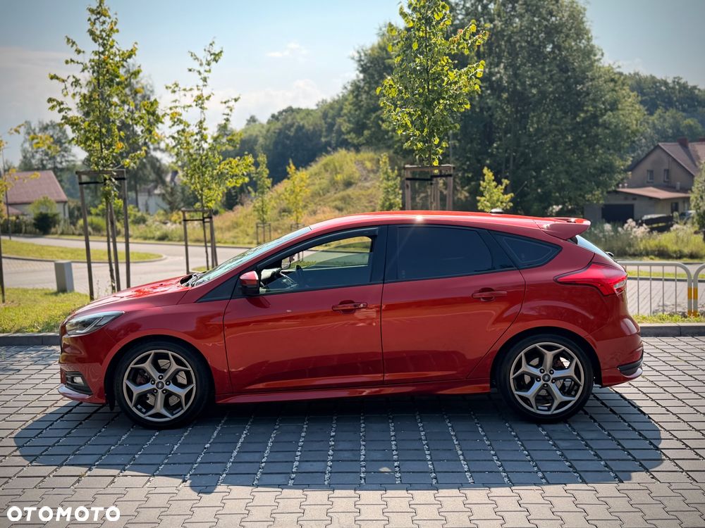 Ford Focus ST - 3