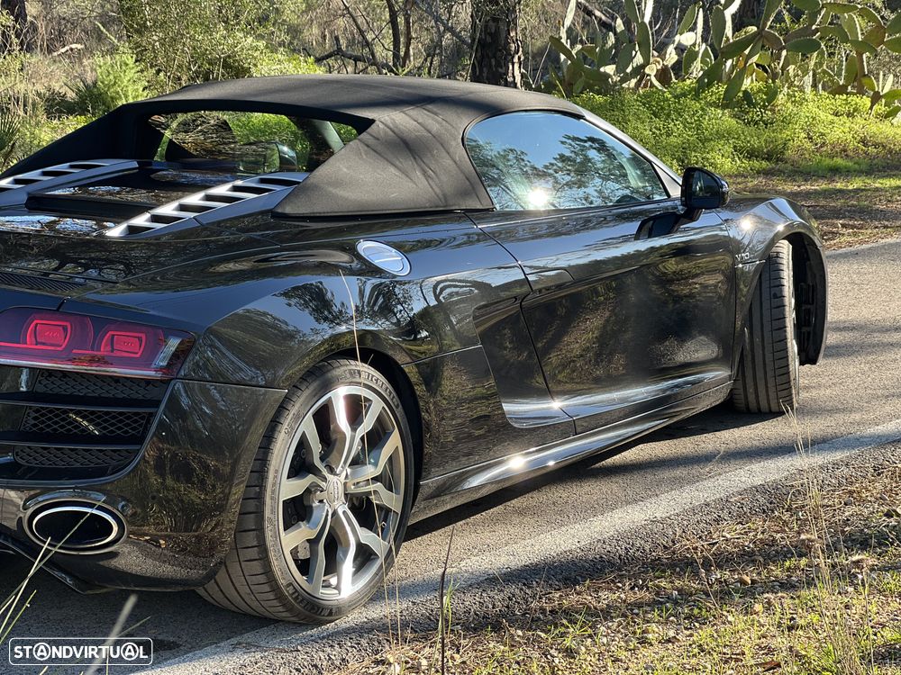 Audi R8 Spyder - 15