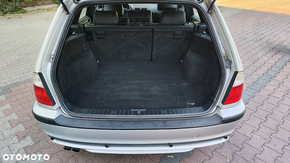 BMW Seria 3 320i Edition Lifestyle - 24