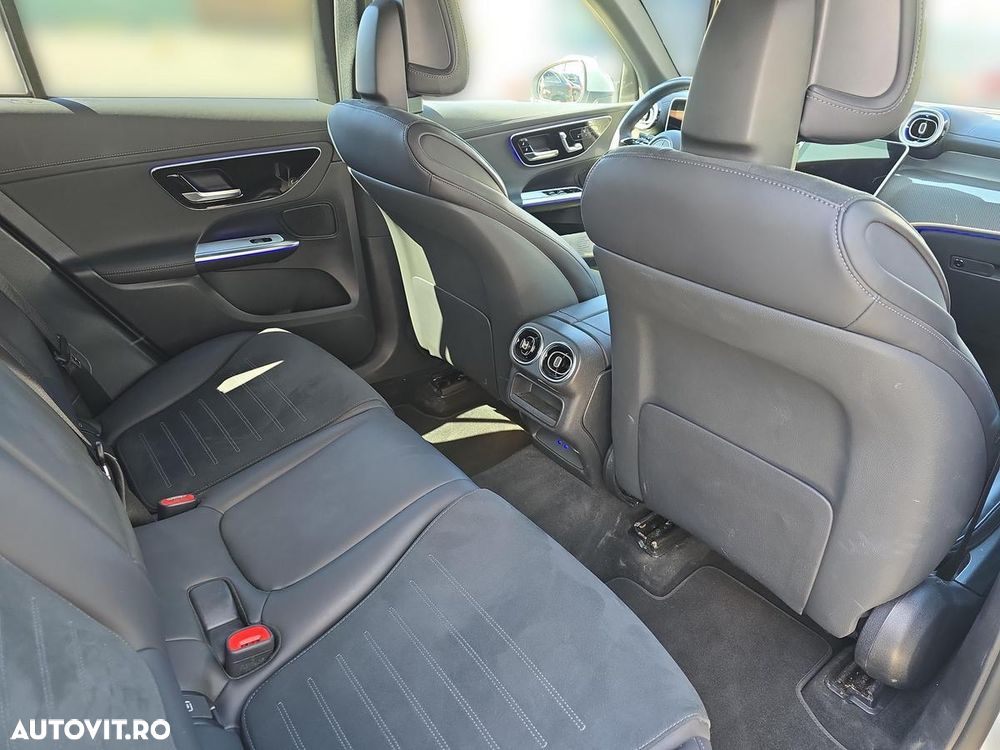 Mercedes-Benz GLC 300 d 4Matic 9G-TRONIC AMG Line Advanced - 15