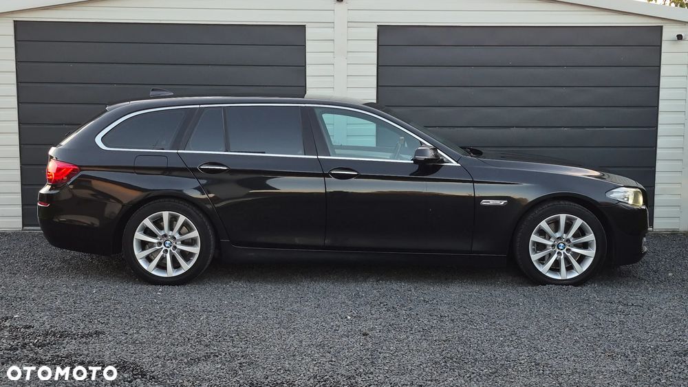 BMW Seria 5 525d - 5