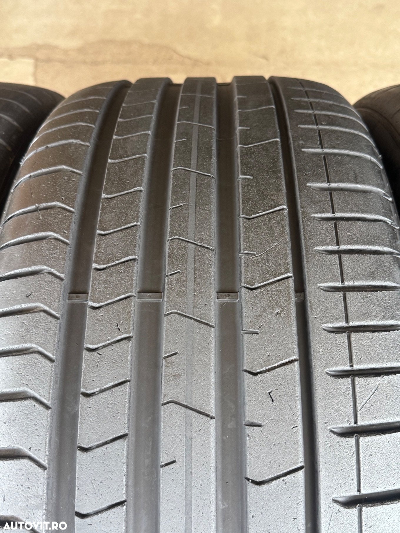 Vând set anvelope 255/35/21-285/30/21 Pirelli de vară ca noi - 4