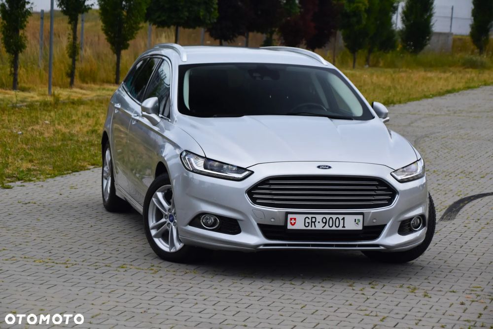 Ford Mondeo SW 2.0 TDCi ECOnetic Start-Stop Titanium - 37