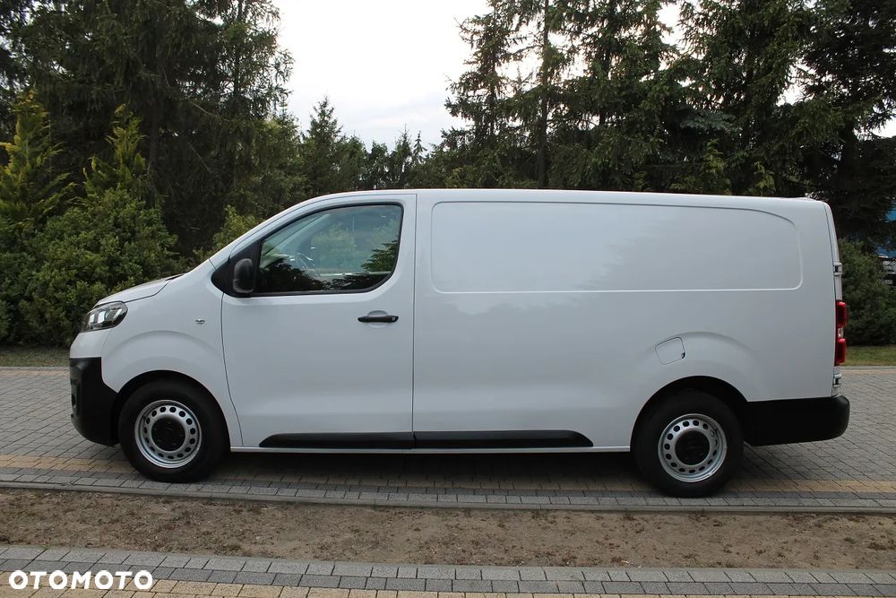 Opel Vivaro - 10