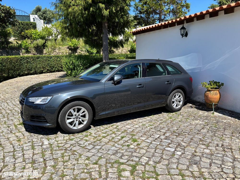 Audi A4 Avant 2.0 TDI Business Line - 3