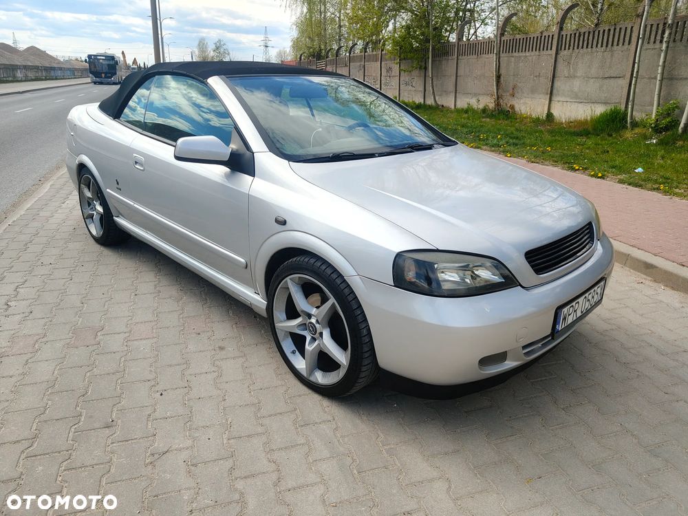 Opel Astra 1.8 Bertone - 4