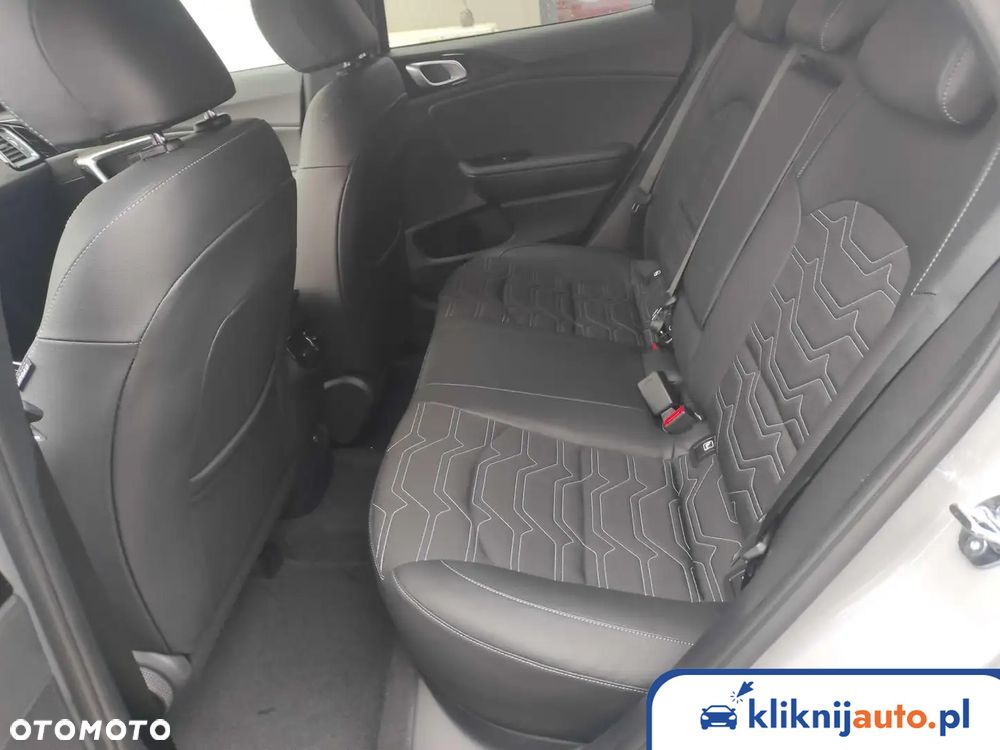 Kia XCeed 1.6 T-GDI Tribute DCT - 11