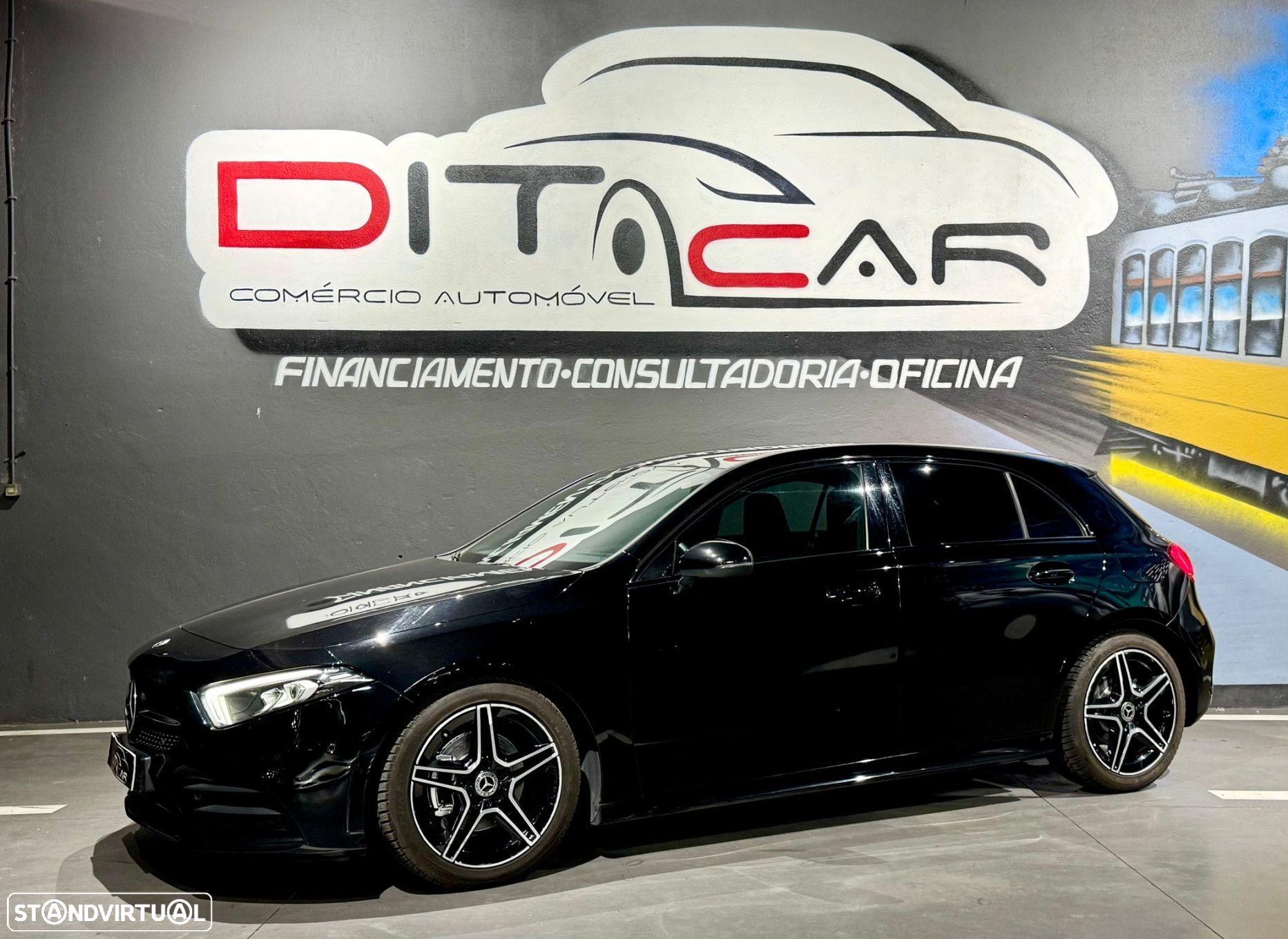 Mercedes-Benz A 180 AMG Line - 1