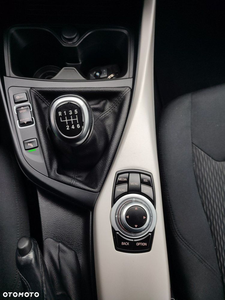 BMW Seria 1 118d xDrive Sport Line - 21