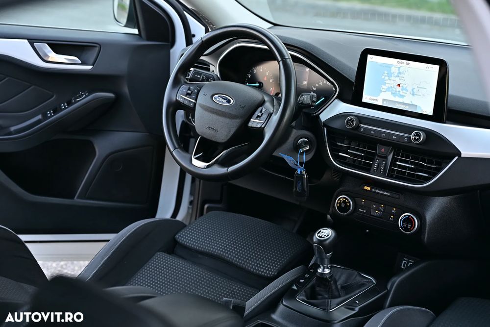 Ford Focus 1.0 EcoBoost Trend Edition - 19