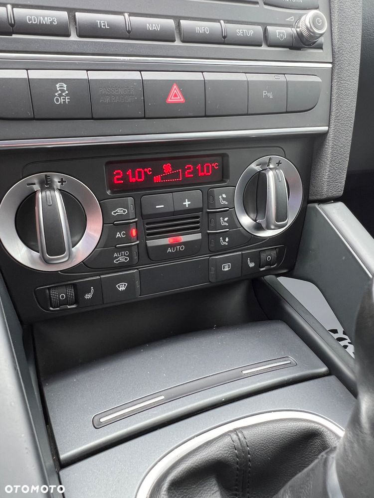 Audi A3 Sportback 1.8 TFSI Attraction - 22