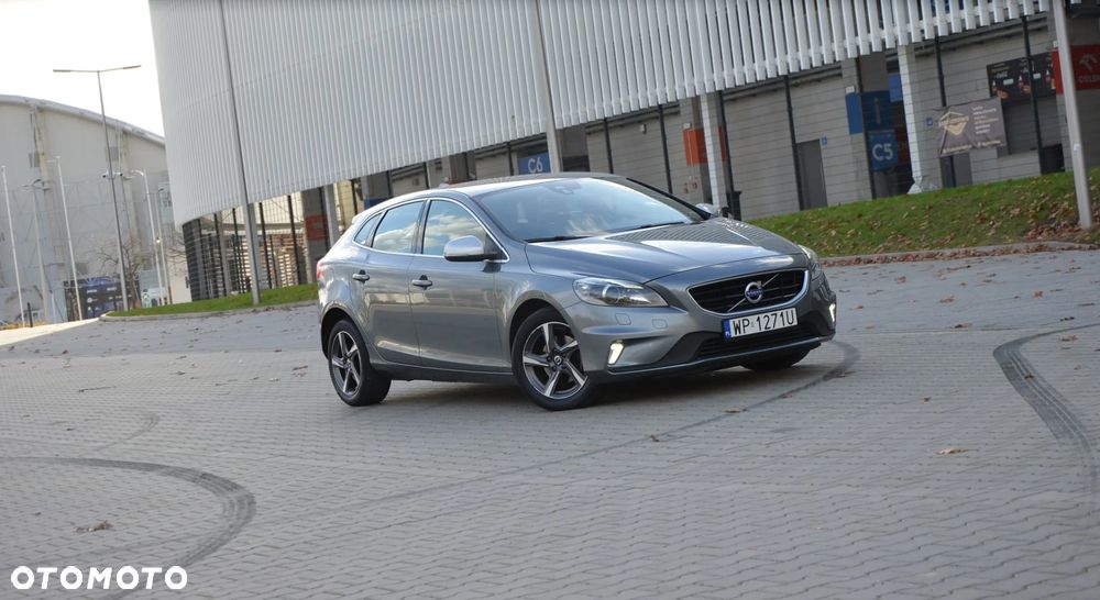 Volvo V40 D2 Drive-E R-Design Kinetic - 7