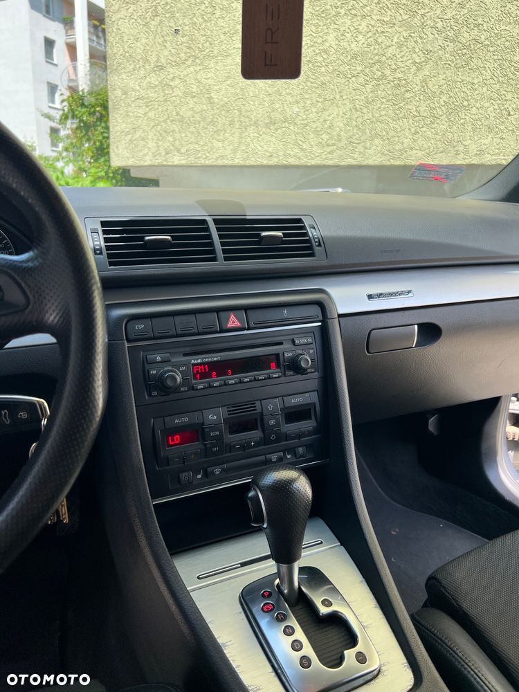 Audi A4 Avant 2.0 T FSI quattro tiptronic - 8