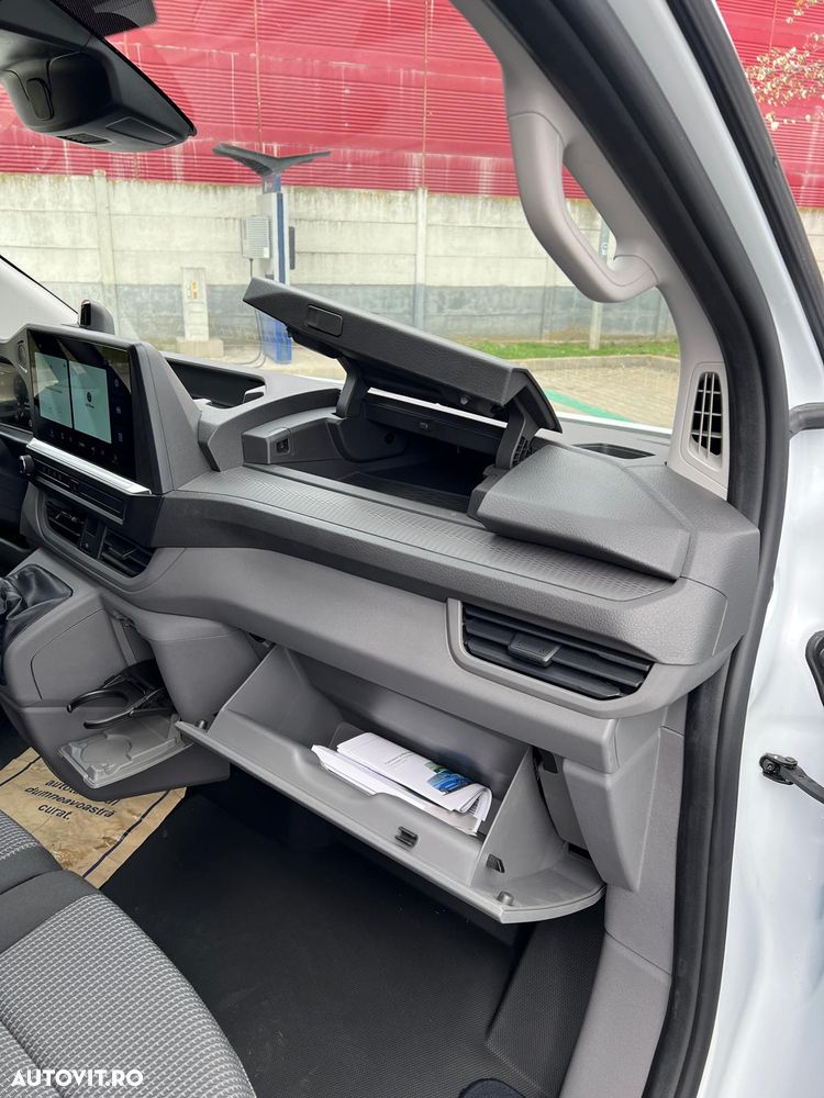 Volkswagen Transporter furgon lung 150cp - 13