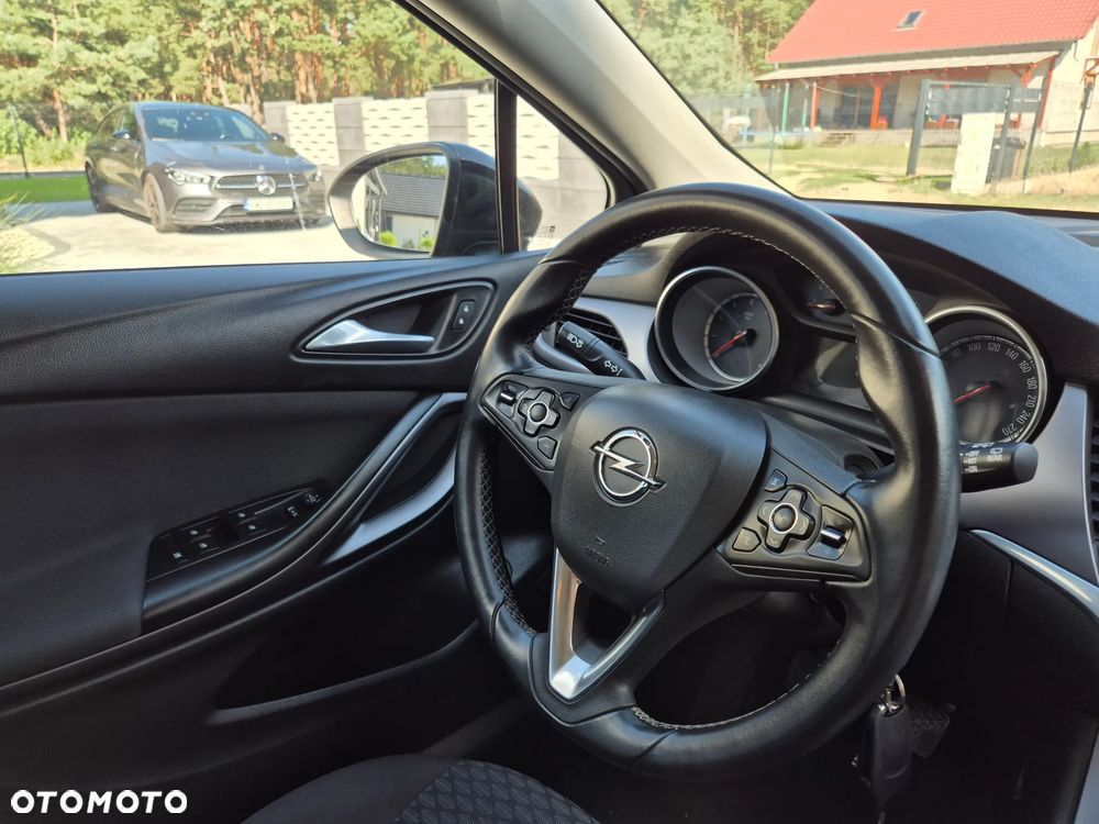 Opel Astra 1.4 Essentia - 31